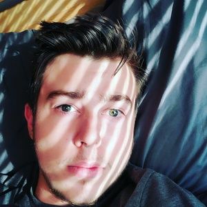 Meet your Posher, Brenton